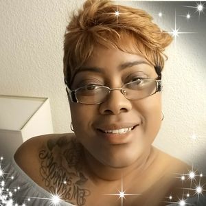 Meet your Posher, Keisha